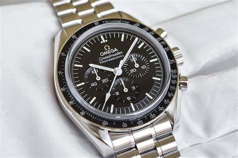 omega speedmaster worn on the moon|omega speedmaster moonwatch used.